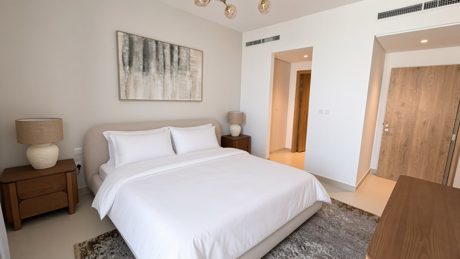 Two-Bedroom Apartment with Balcony and Pool