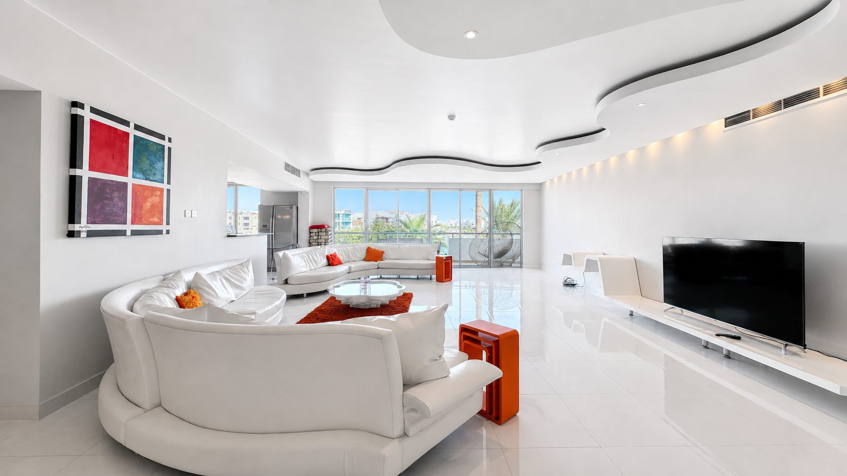 4-Bedroom Apartment with Water Views and Pool