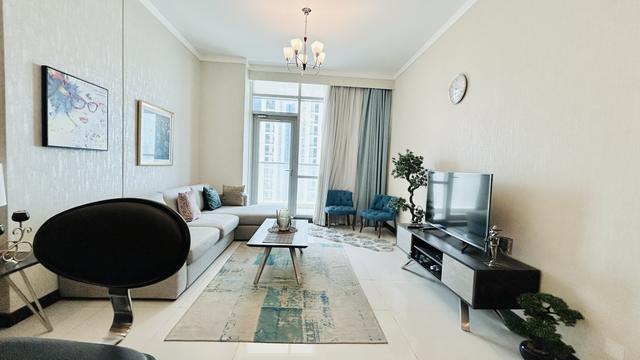 One-Bedroom Apartment with Two Bathrooms