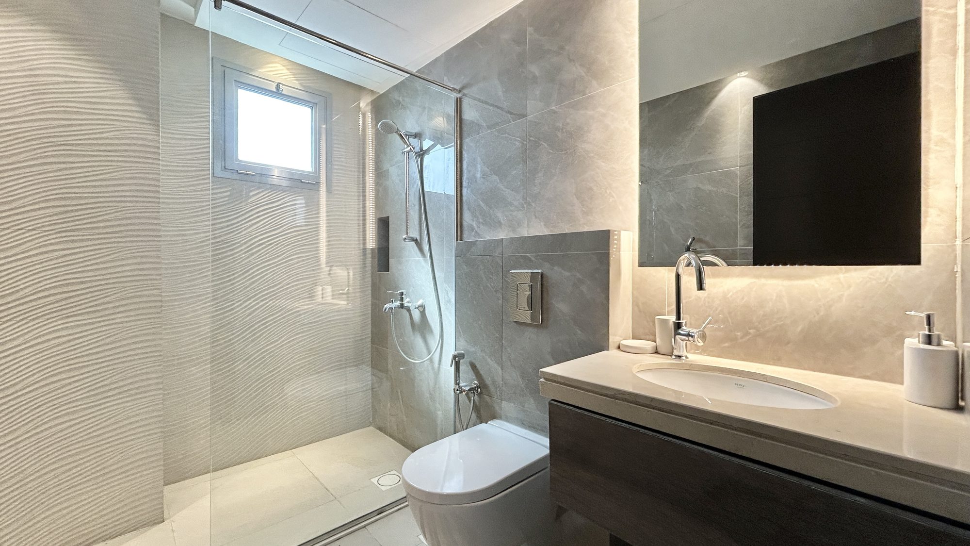 One-Bedroom Apartment, 60sqm, Fully Furnished