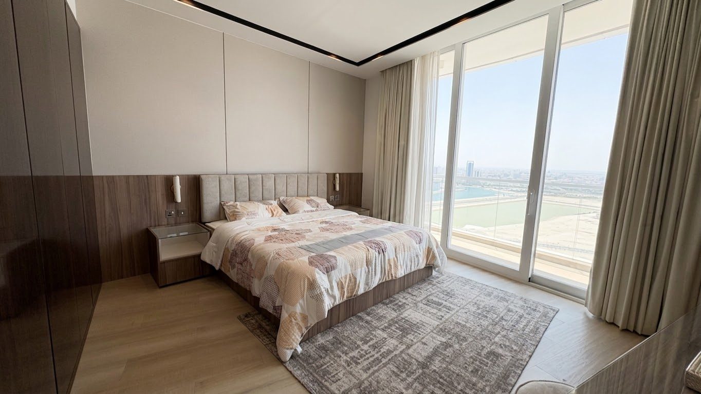 2-Bedroom Apartment with Water View and Balcony