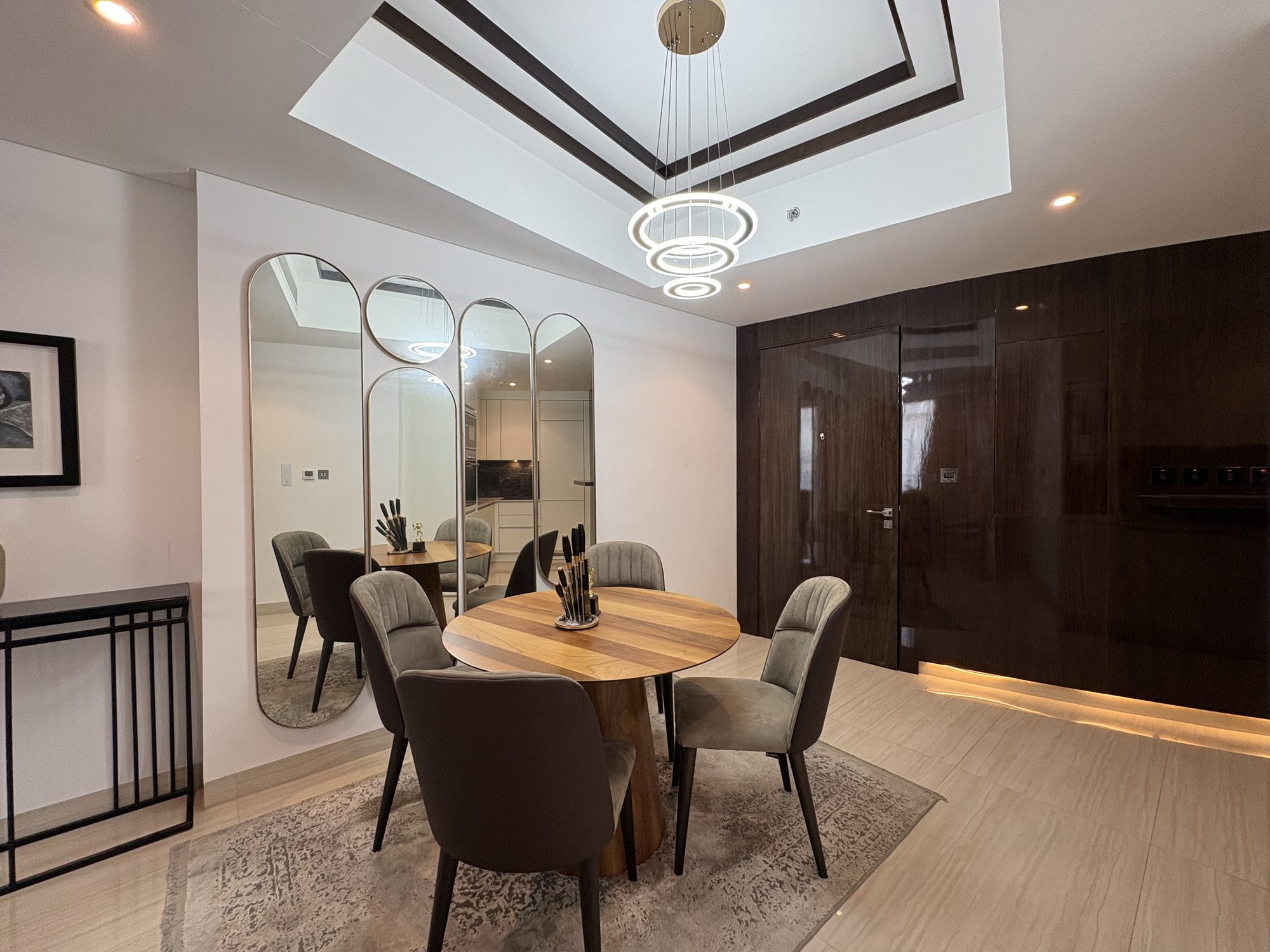 One-Bedroom Apartment with Water Views and Parking