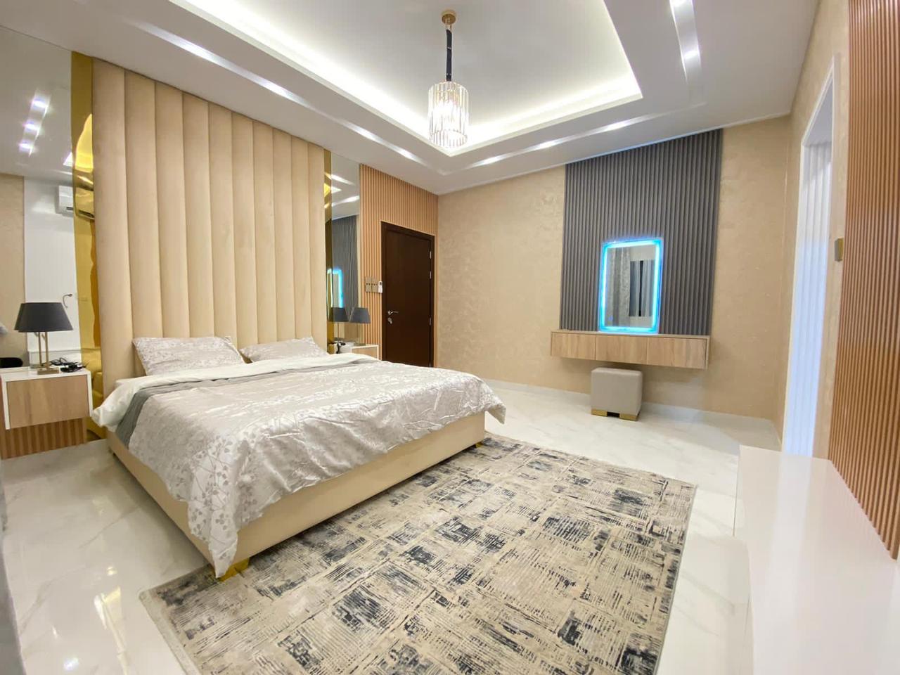 2 Bedrooms, 2 Bathrooms, Fully Furnished