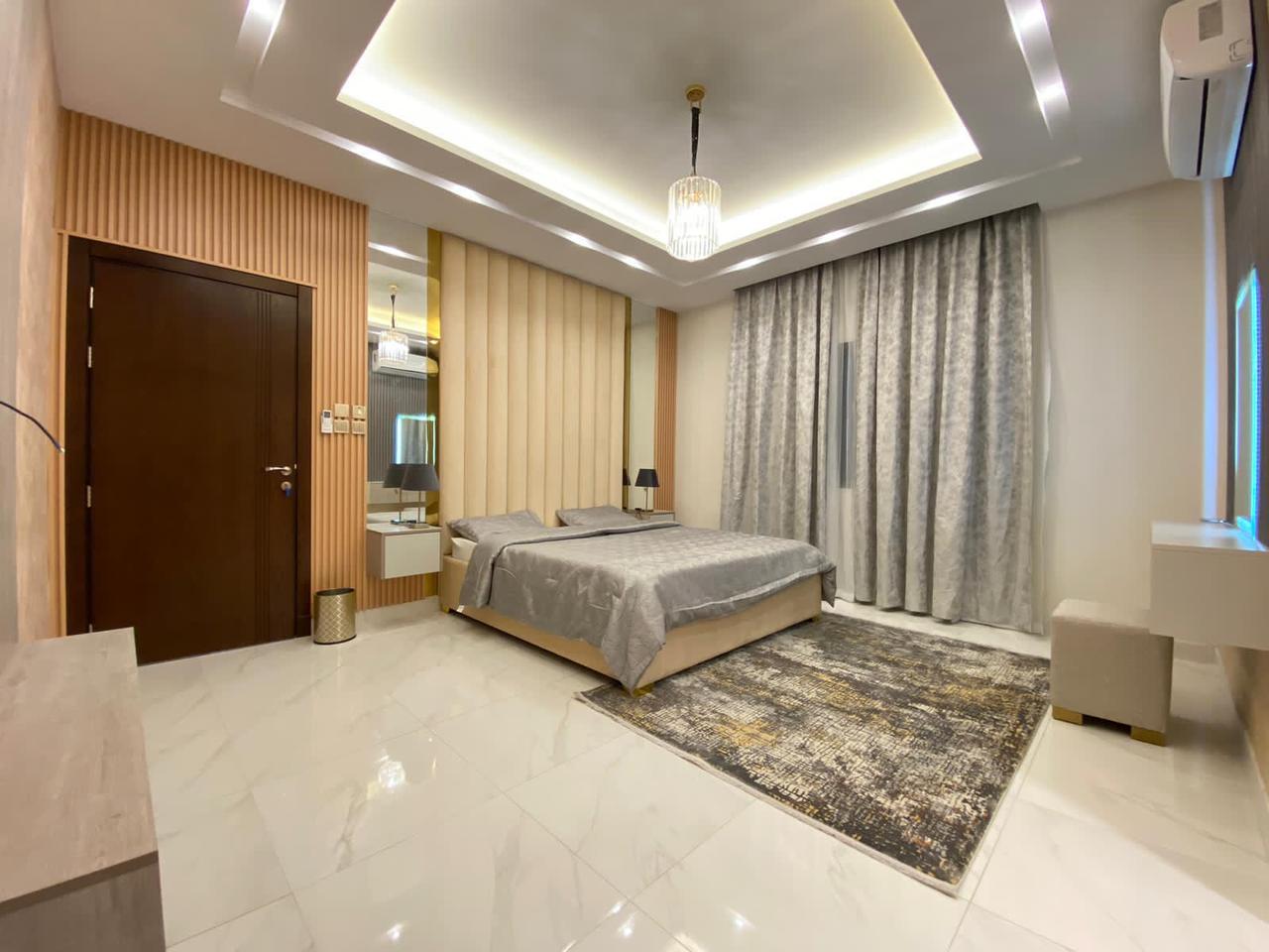 2 Bedrooms, 2 Bathrooms, Fully Furnished