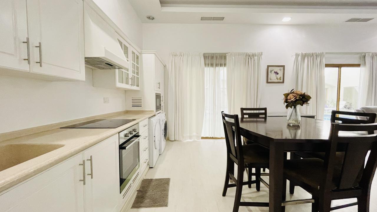 One-Bedroom Apartment with Pool and Gym Access