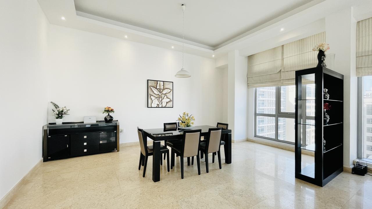 Two-Bedroom Apartment with Pool and Gym