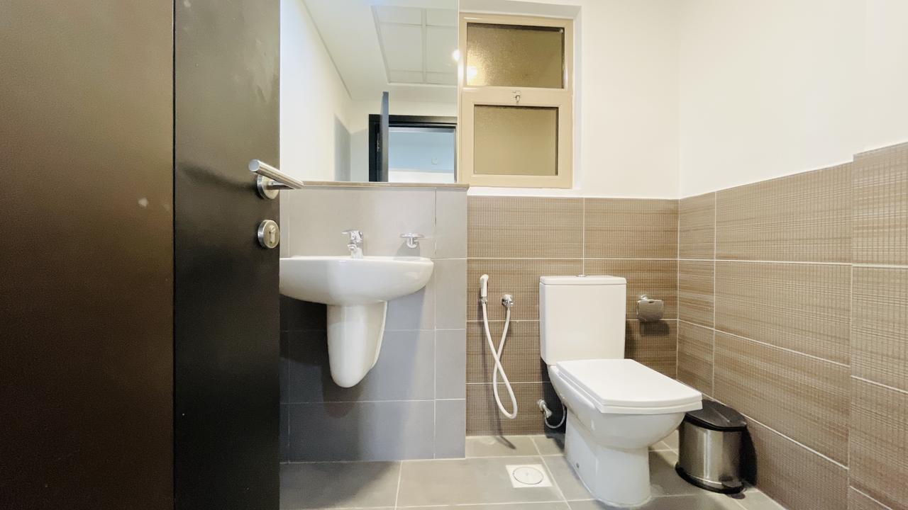Two-Bedroom Apartment with Three Bathrooms