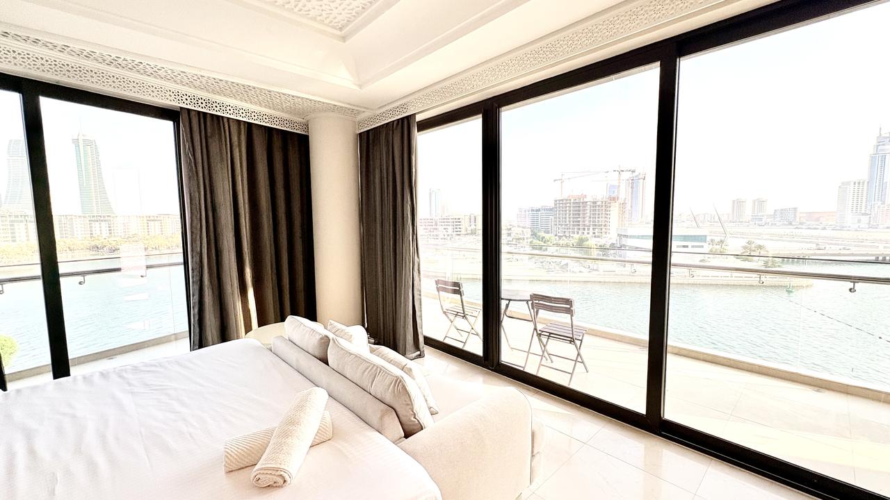 2-Bedroom Apartment with Water Views
