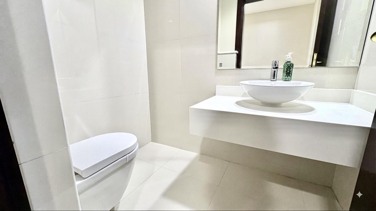 2-Bedroom Apartment with Water Views and Pool