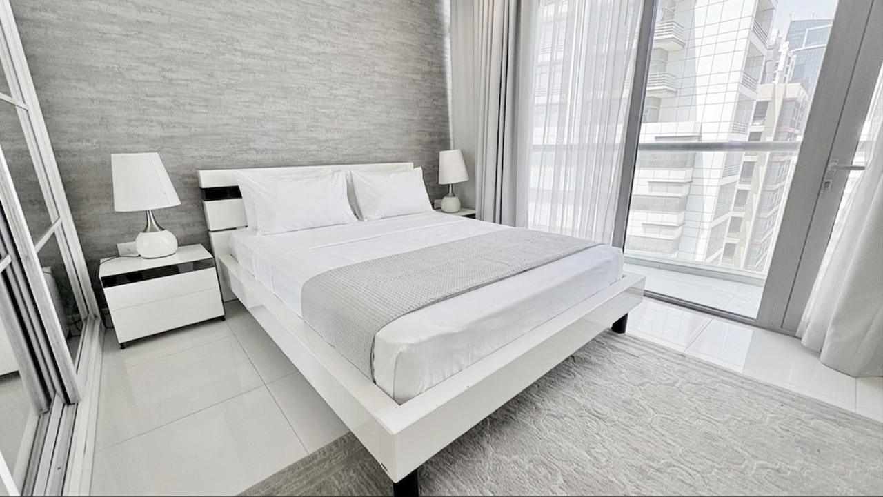 One Bedroom Apartment with Shared Pool and Gym
