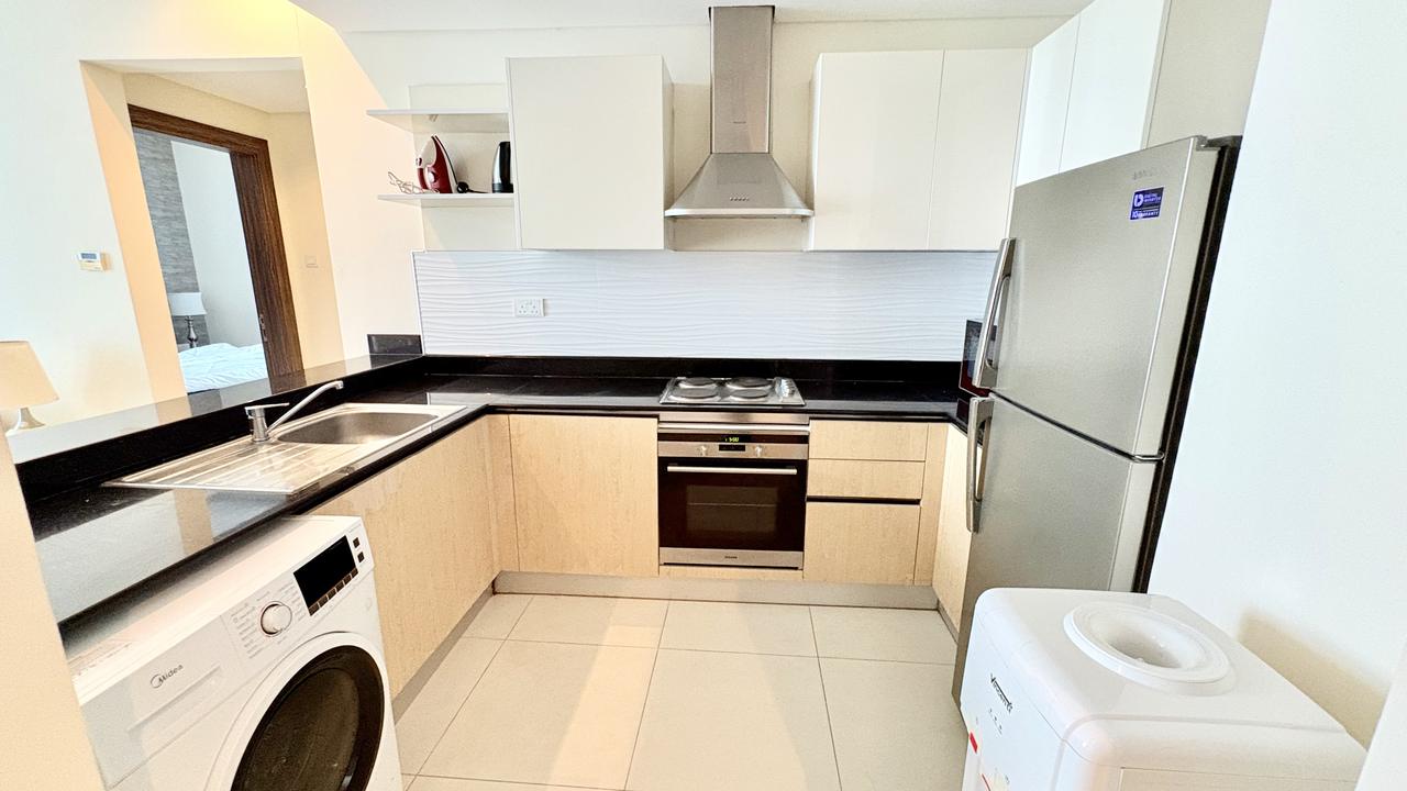One Bedroom Apartment with Shared Pool and Gym