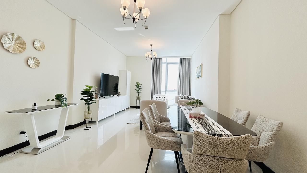 Two-Bedroom Apartment with Pool and Gym