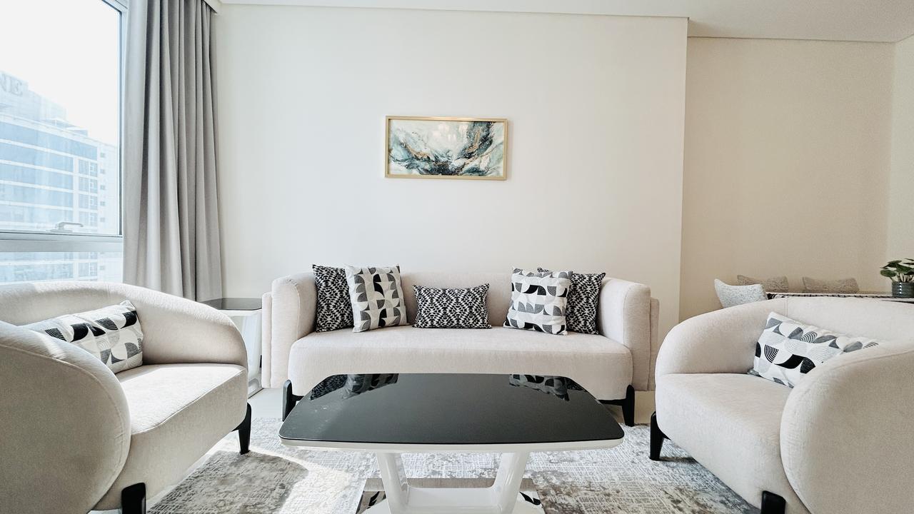 Two-Bedroom Apartment with Pool and Gym