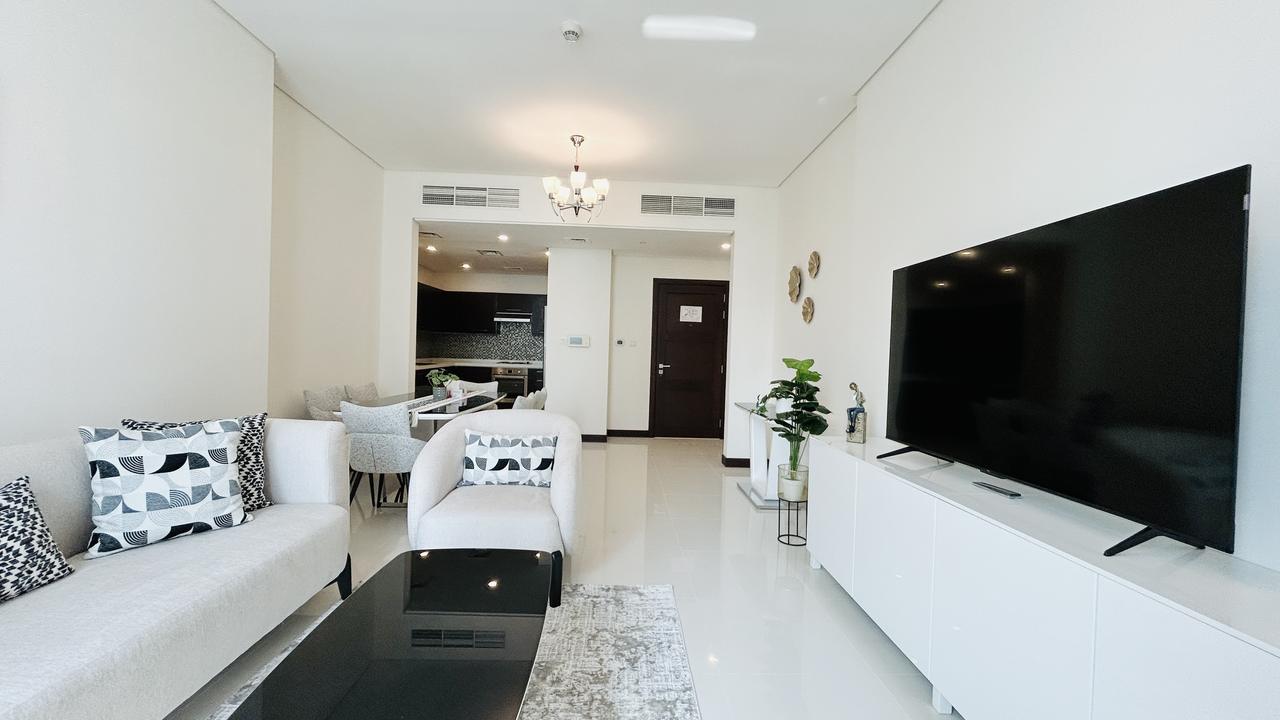 Two-Bedroom Apartment with Pool and Gym