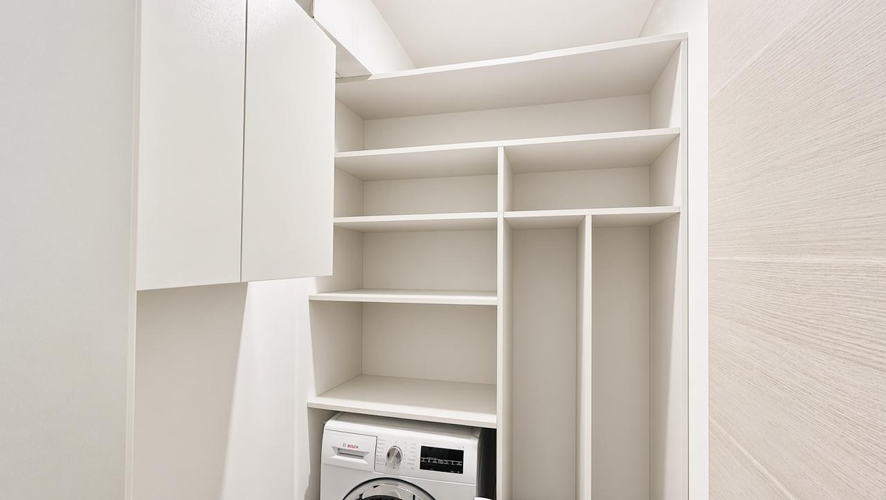 One-Bedroom Apartment with Two Bathrooms