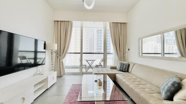 One-Bedroom Apartment with Two Bathrooms