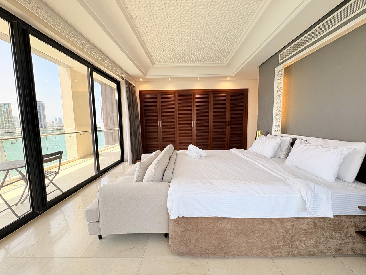 2-Bedroom Apartment with Water View and Balcony