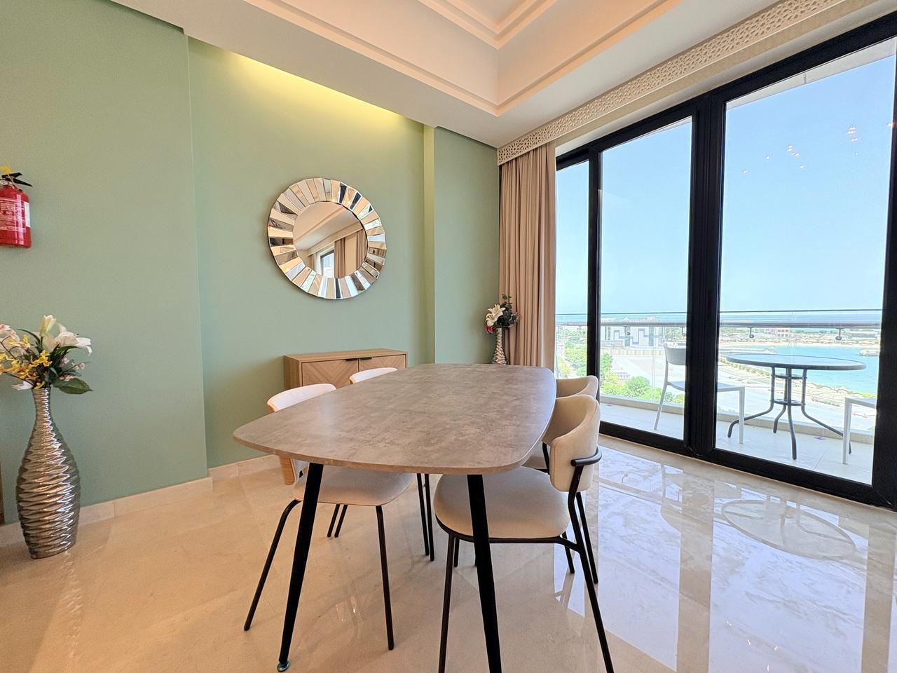 1-Bedroom Apartment with Water Views
