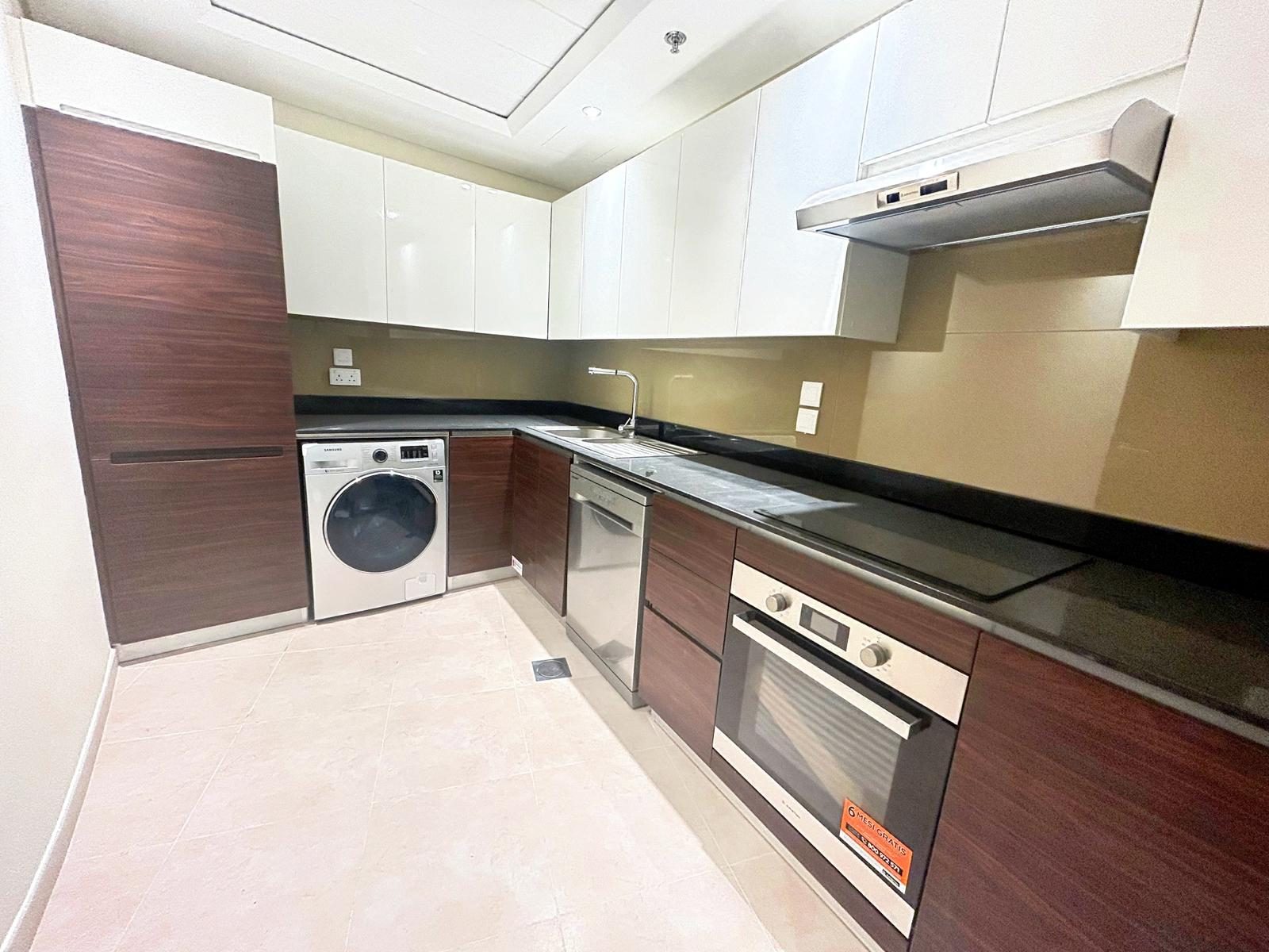 Two-Bedroom Flat with Three Bathrooms in Manama