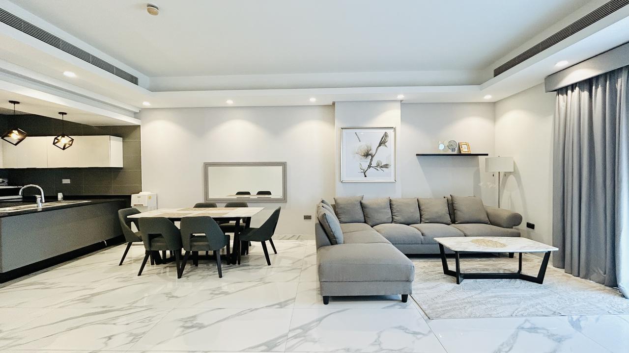 Two-Bedroom Apartment with Shared Pool and Gym