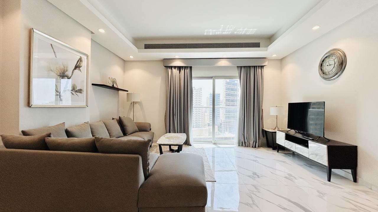 Two-Bedroom Apartment with Shared Pool and Gym