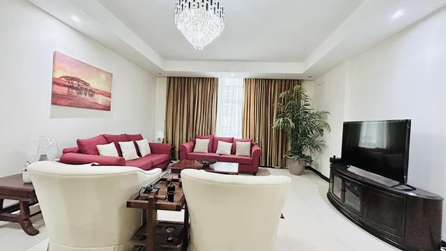 Two-Bedroom Apartment with Three Bathrooms