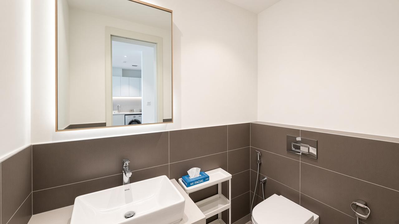 One Bedroom Apartment with Two Bathrooms