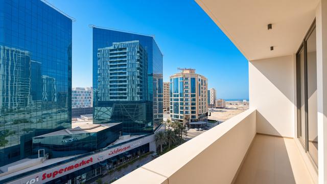 One Bedroom Apartment with Two Bathrooms