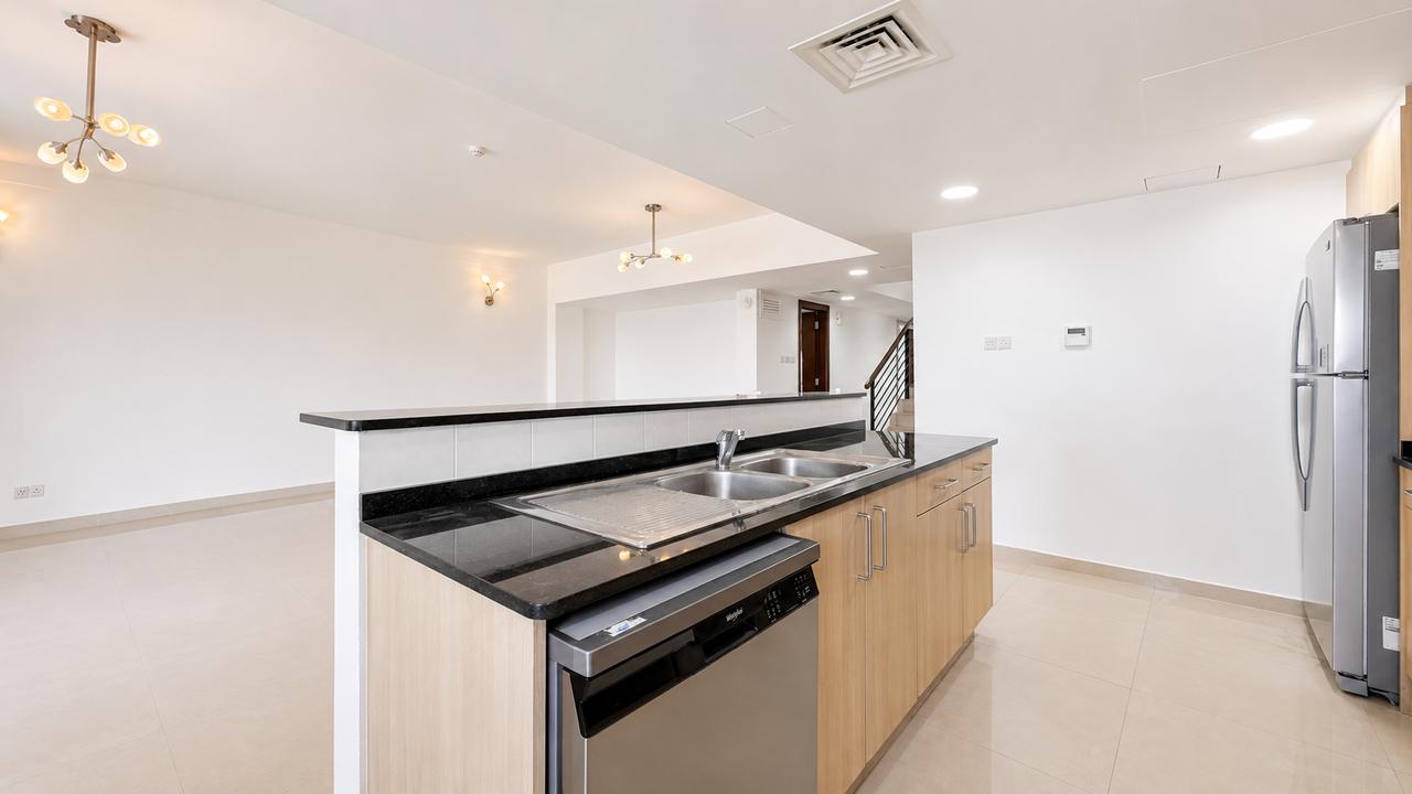 3-Bedroom Duplex with Private Garden and Pool