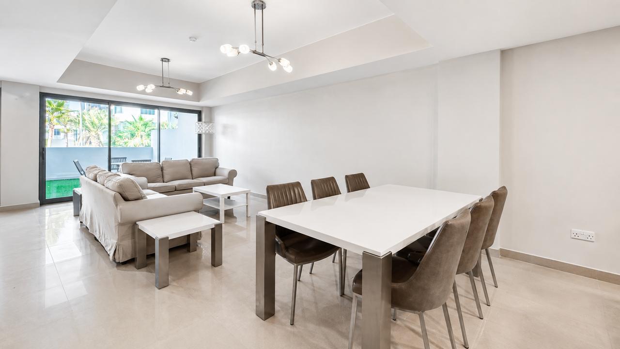 Two-Bedroom Ground Floor Apartment with Garden