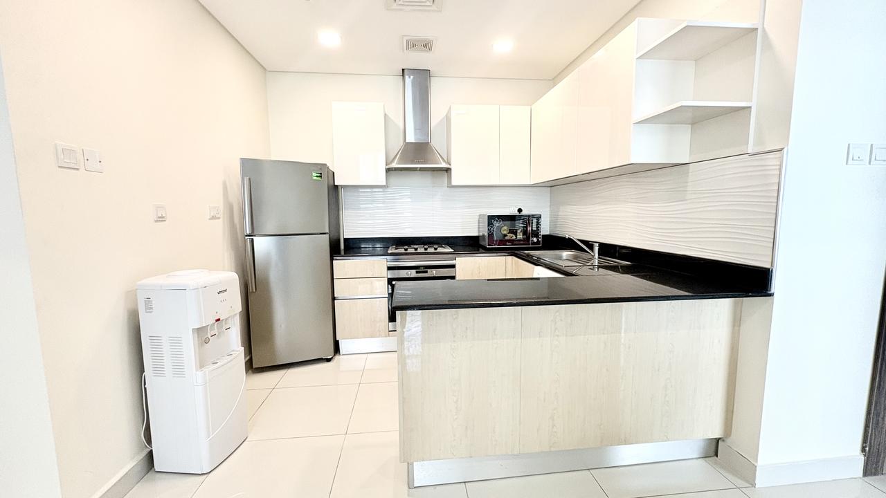 Two-Bedroom Apartment with Pool and Gym