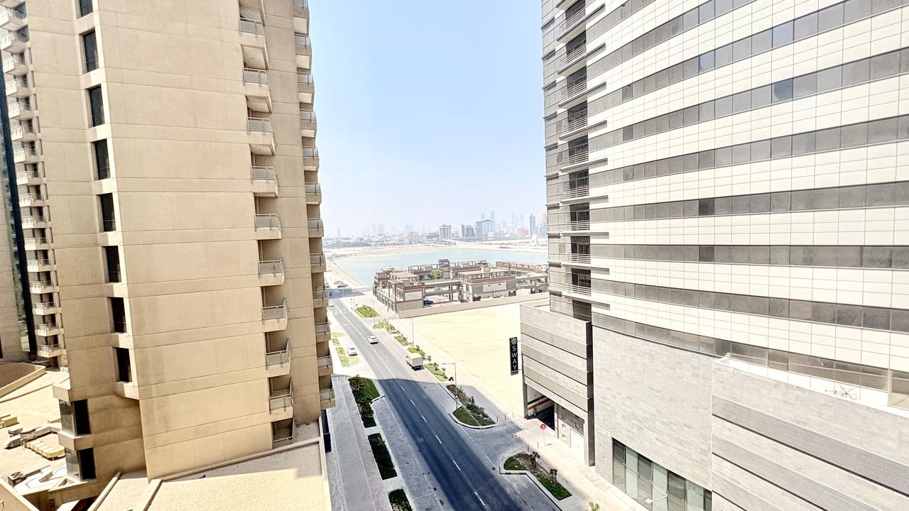 Two-Bedroom Apartment with Pool and Gym