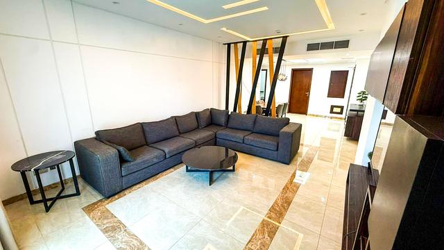 2-Bedroom Flat with Pool and Gym Access