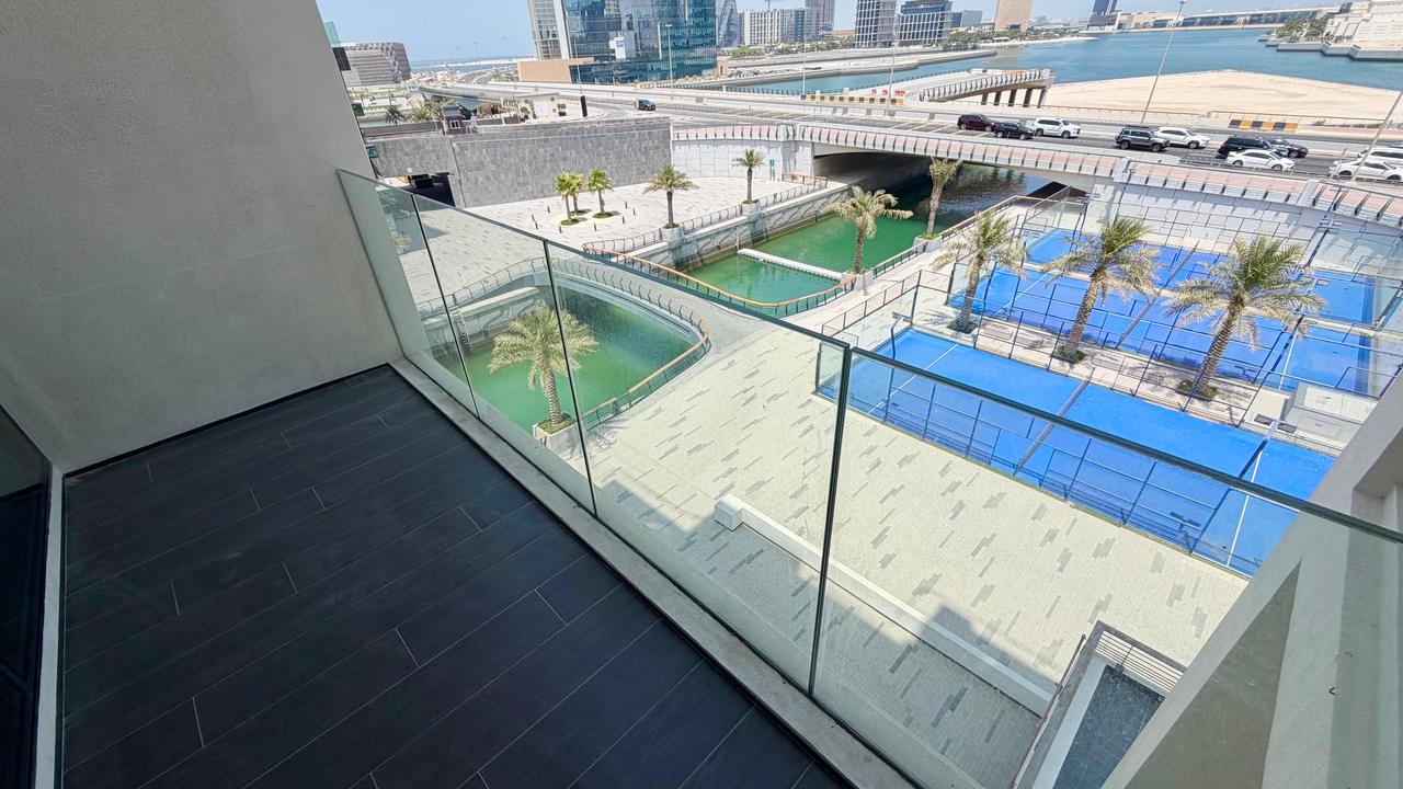 One Bedroom Apartment with Two Bathrooms