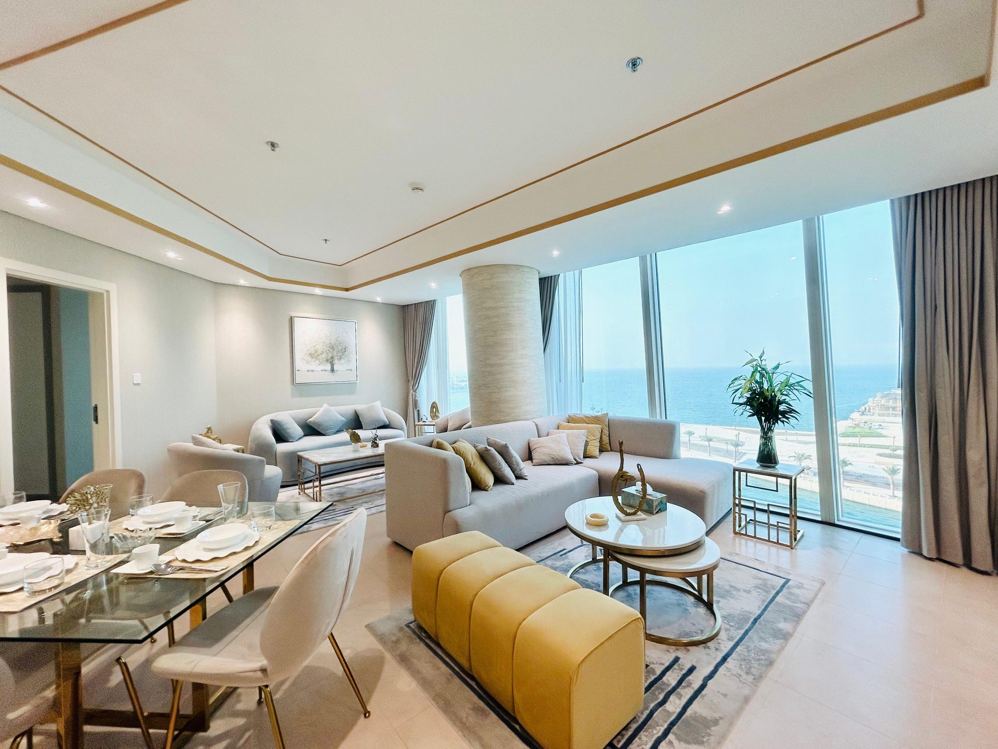 Two-Bedroom Apartment with Shared Pool and Gym