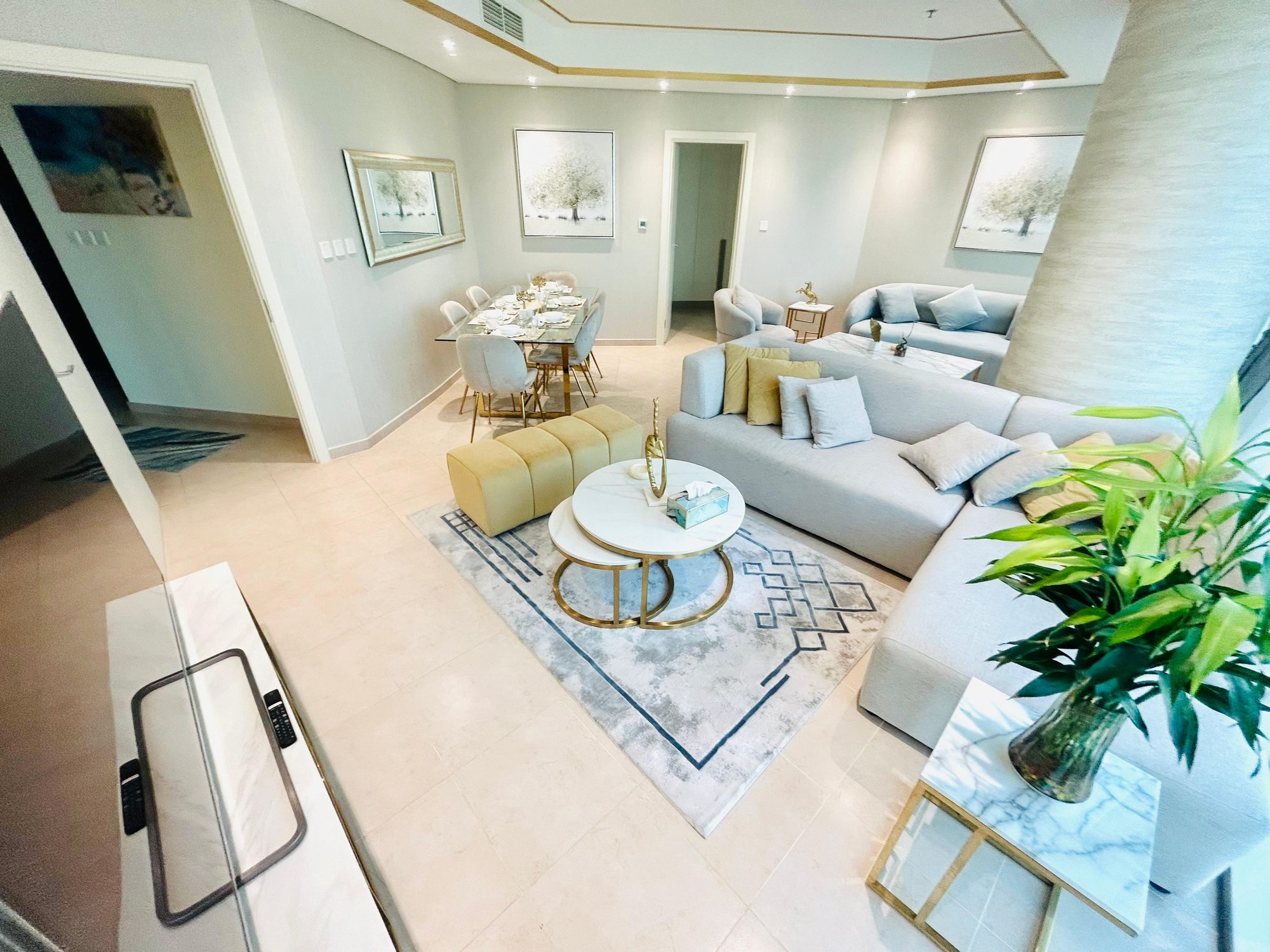 Two-Bedroom Apartment with Shared Pool and Gym