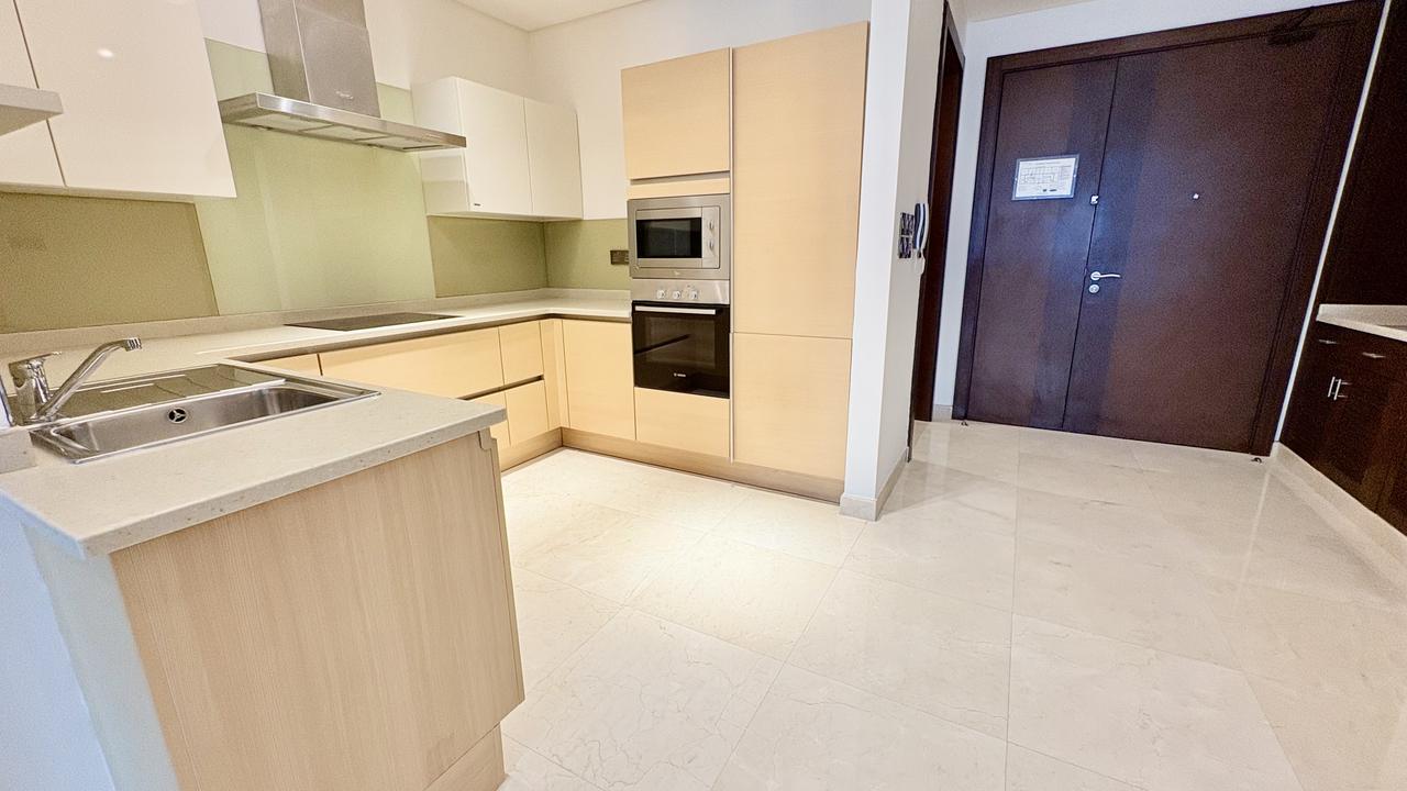 1-Bedroom Apartment with Water Views