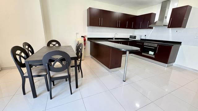 Two Bedroom Apartment with Private Jacuzzi