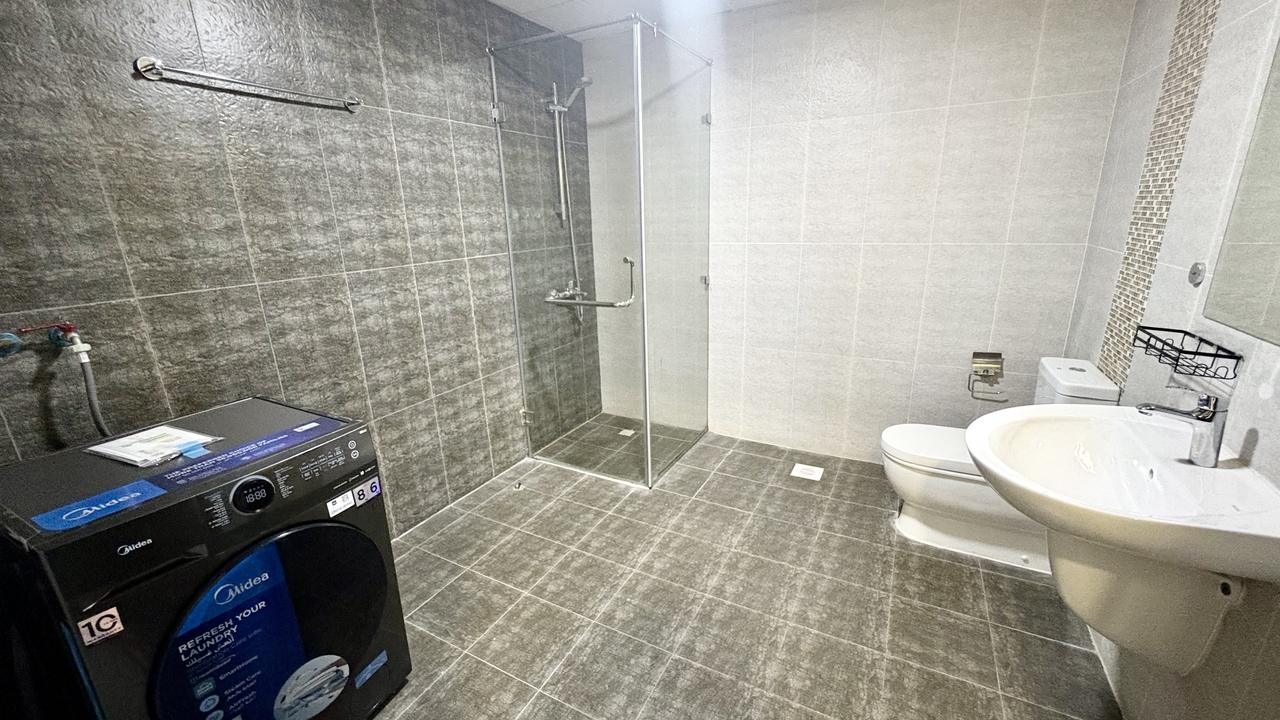 Two-Bedroom Apartment with Three Bathrooms