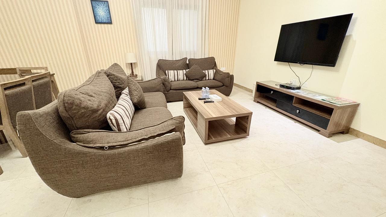 2 Bedroom Apartment with Pool and Spa Access