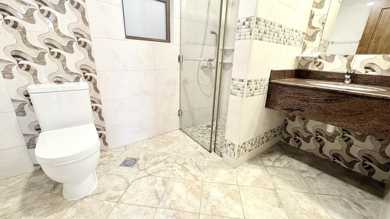 2 Bedroom Apartment with Pool and Spa Access