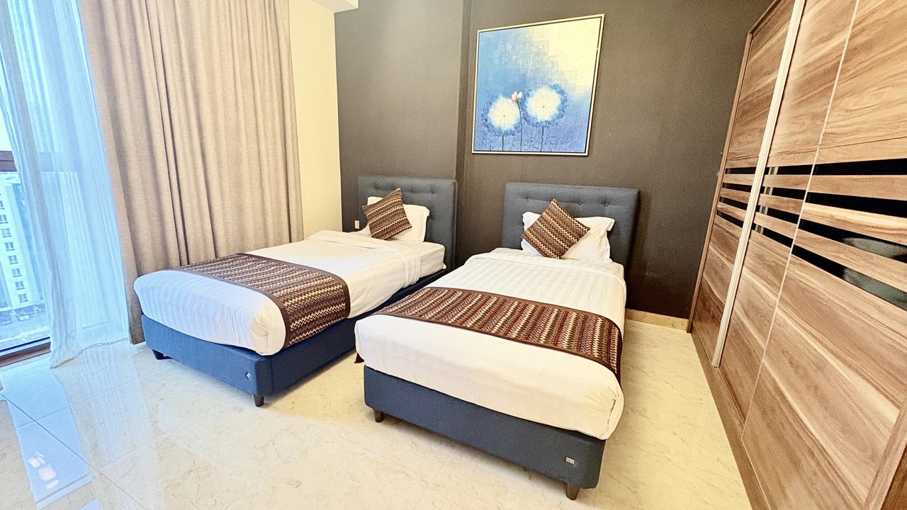 2 Bedroom Apartment with Pool and Spa Access