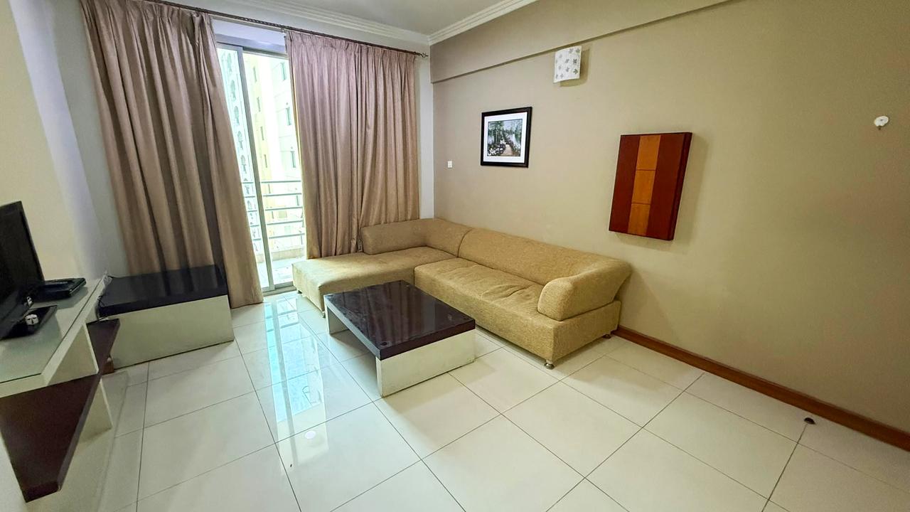 Two Bedroom Apartment with Gym and Concierge