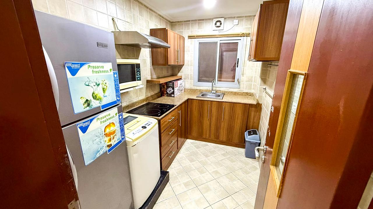 Three Bedroom Apartment with Gym and Concierge