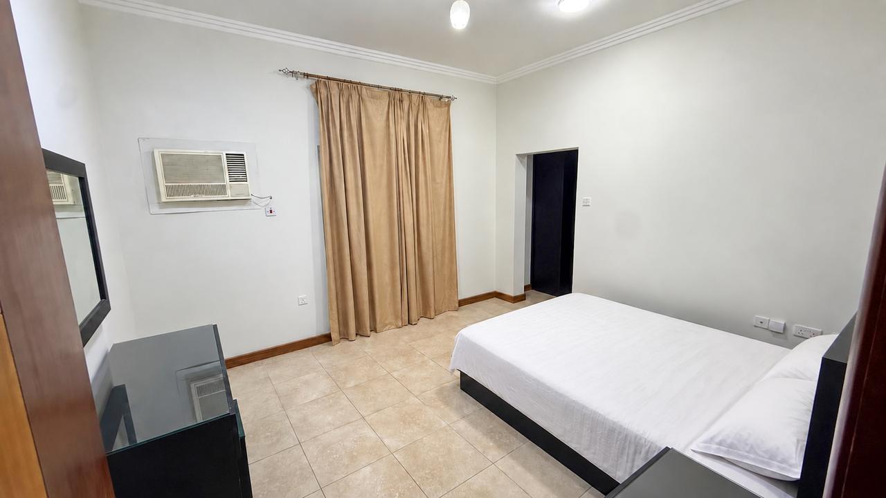 Three Bedroom Apartment with Gym and Concierge