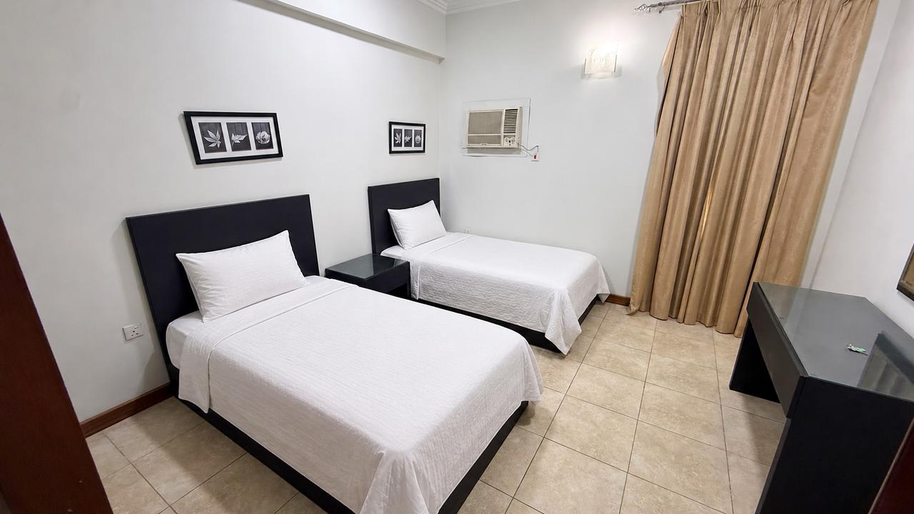 Three Bedroom Apartment with Gym and Concierge
