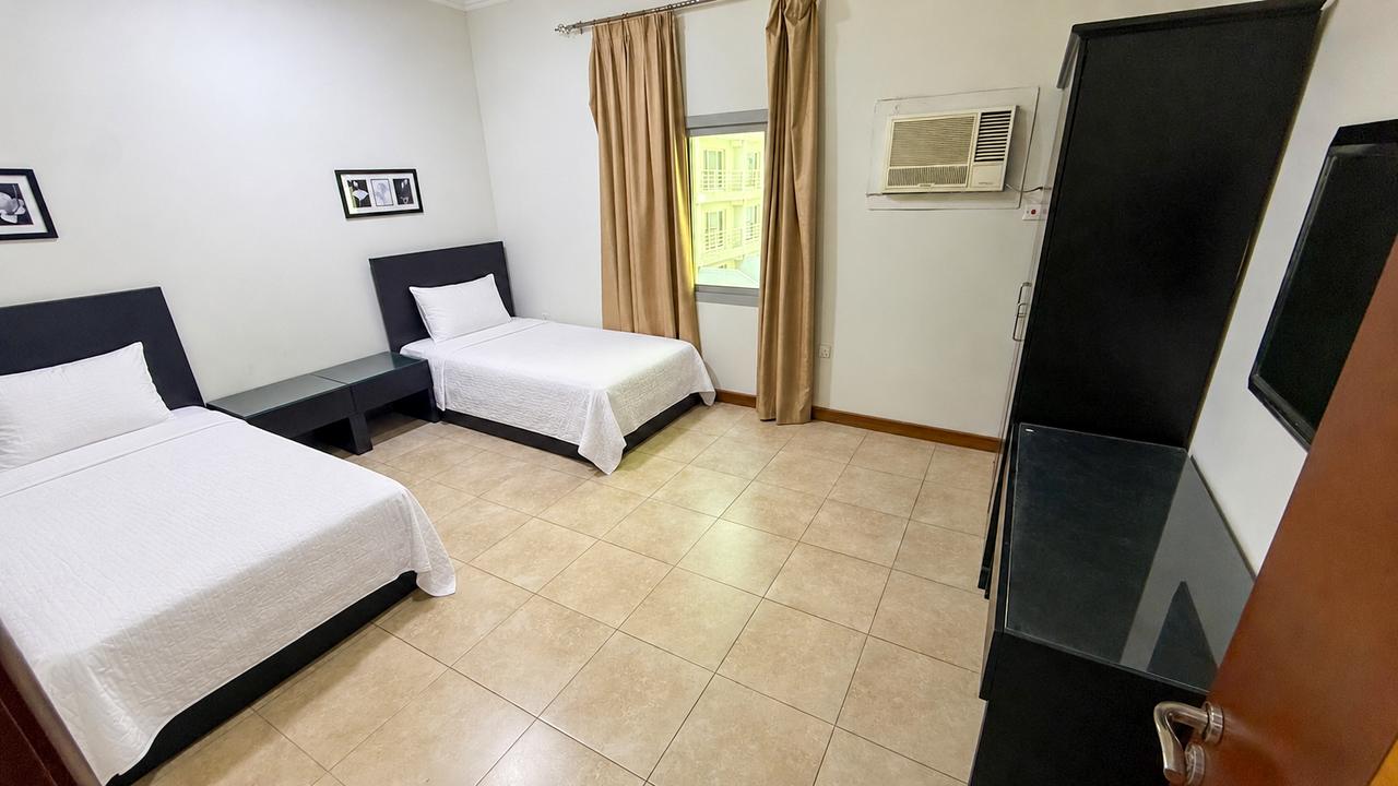 Three Bedroom Apartment with Gym and Concierge