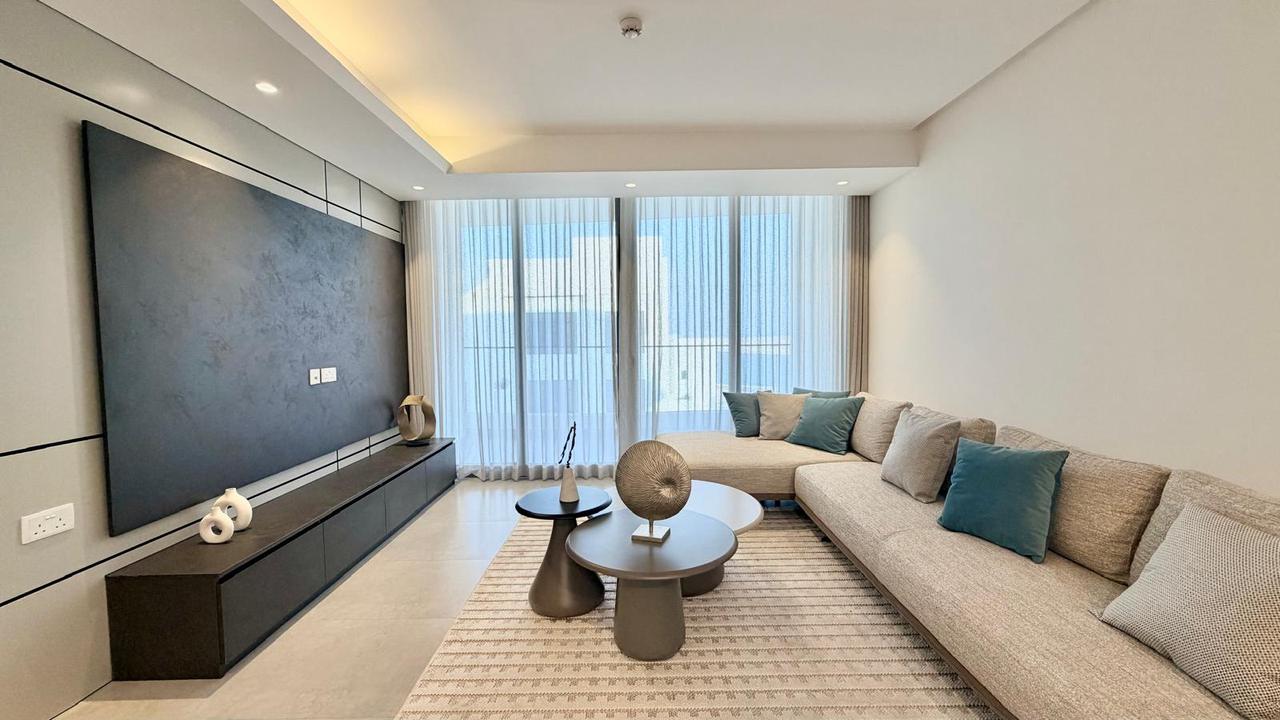 One-Bedroom Apartment, 94 sqm, Two Bathrooms