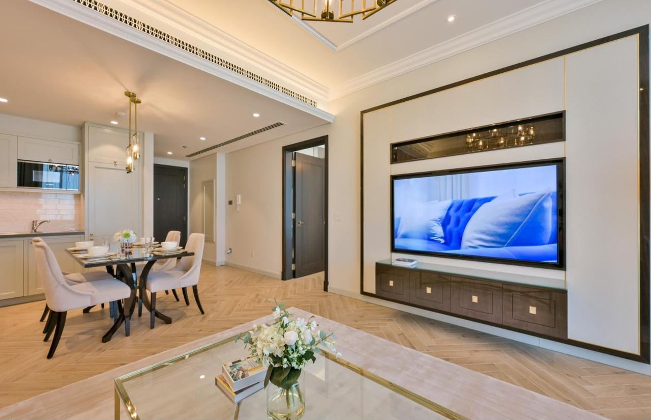 One Bedroom Apartment with Water Views