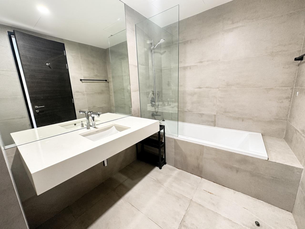 2-Bedroom Flat with Water Views and Pool